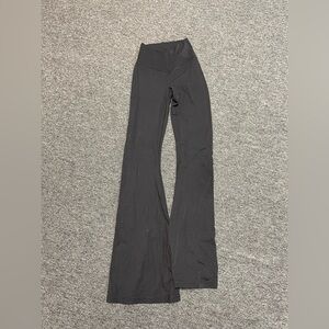 AERIE Offline Real Me Hi-rise FLARE LEGGINGS size small